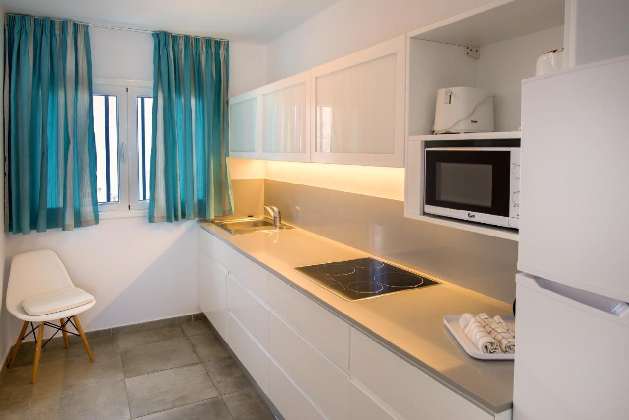 Apartamentos Playamar Puerto del Carmen  Exterior photo